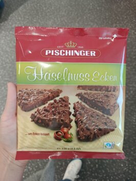 Pischinger trojuholníčky s lieskovými orieškami, 130g