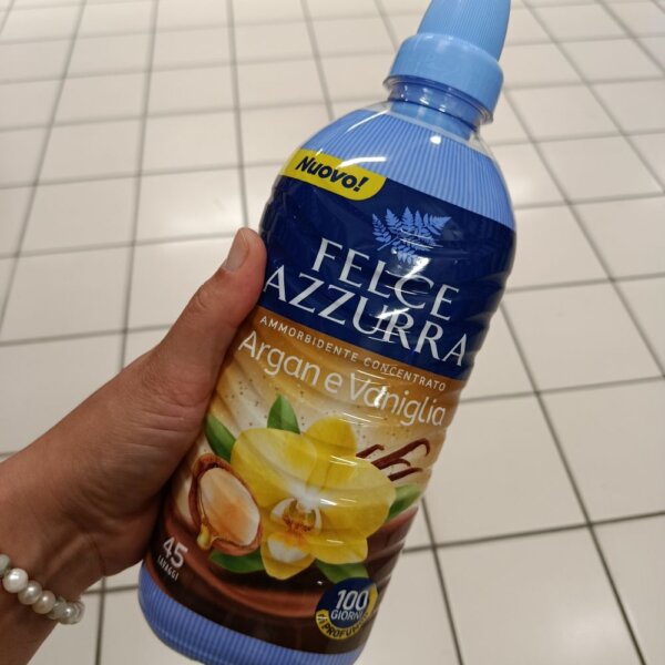 Felce Azzurra koncentrovaná aviváž s arganovým olejom a vanilkou, 900ml