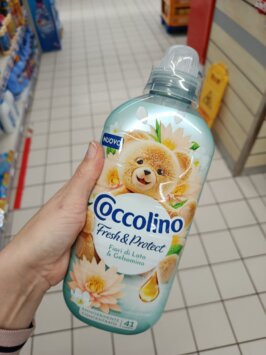 Mousey shop coccolino aviváž lotos jazmín Coccolino koncentrovaná aviváž s éterickou a harmonickou vôňou, 45 praní, 952ml