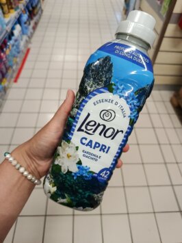 Mousey shop lenor aviváž capri Lenor Essenze D'Italia Capri, koncentrovaná aviváž Gardenia a hyacint, 42 praní 882ml
