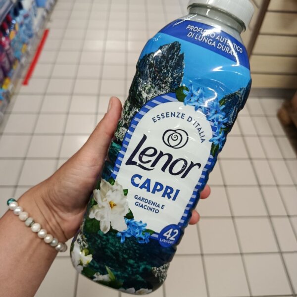 Mousey shop lenor aviváž capri Lenor Essenze D'Italia Capri, koncentrovaná aviváž Gardenia a hyacint, 42 praní 882ml