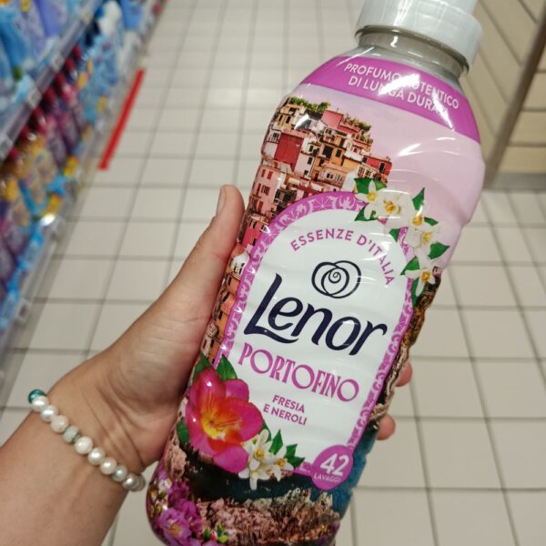 Mousey shop lenor aviváž portofino Lenor Essenze D'Italia Portofino, koncentrovaná aviváž Frézia a Neroli, 42 praní 882ml