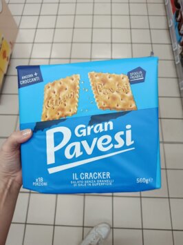 talianske slané krekry mousey shop Gran Pavesi slané krekry bez zrniek soli na povrchu, modré, 560 g