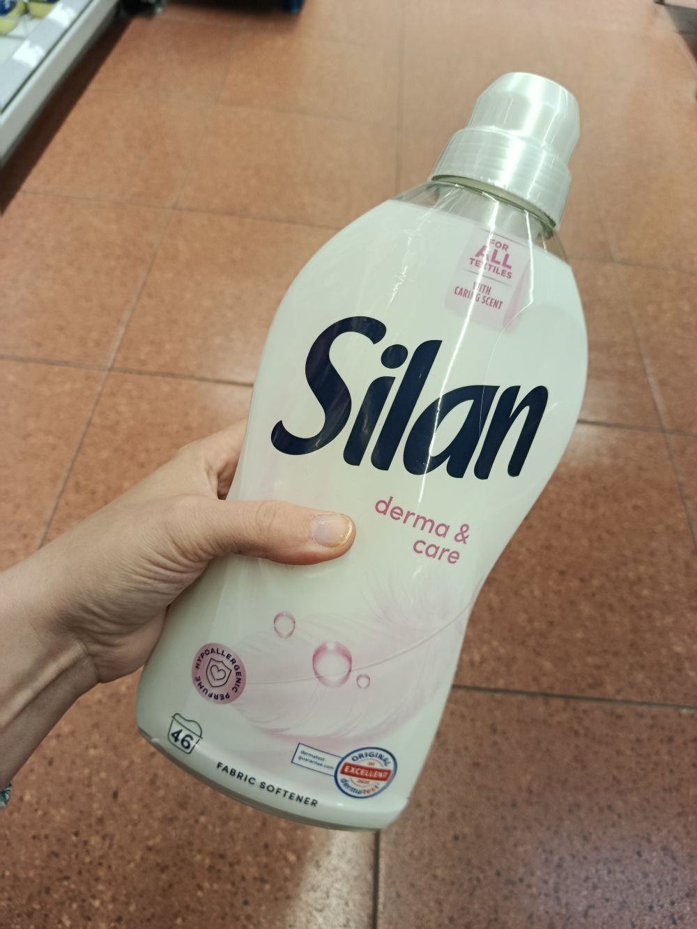 Silan Derma & Care aviváž, 1012ml/46 praní