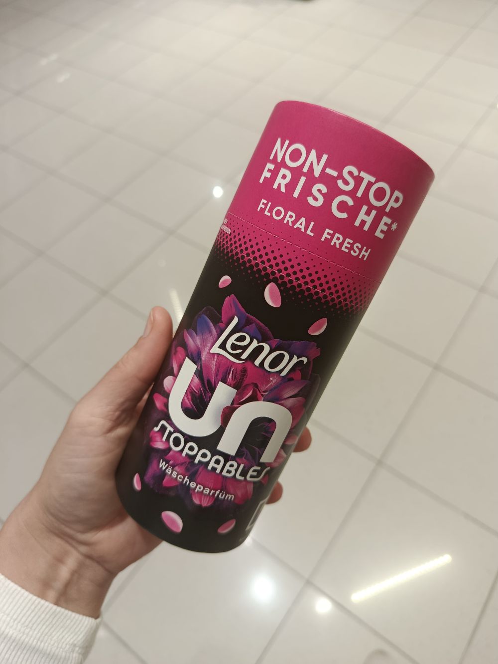 Lenor voňavé perly na pranie Floral Fresh Laundry, 155g