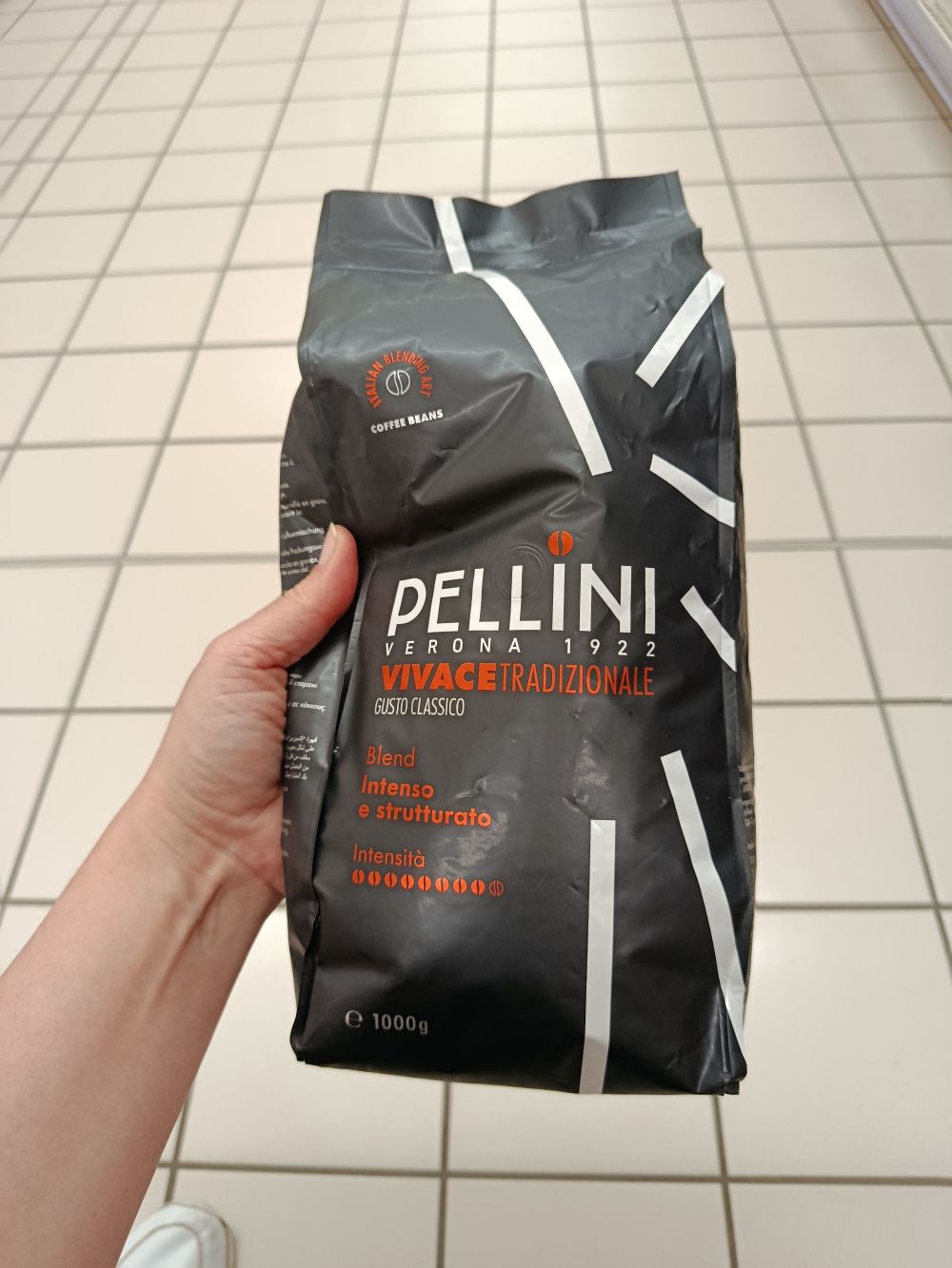 Pellini zrnková káva, 1000g
